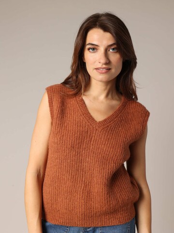 Pull-over 'Pia' Deeluxe en orange : devant