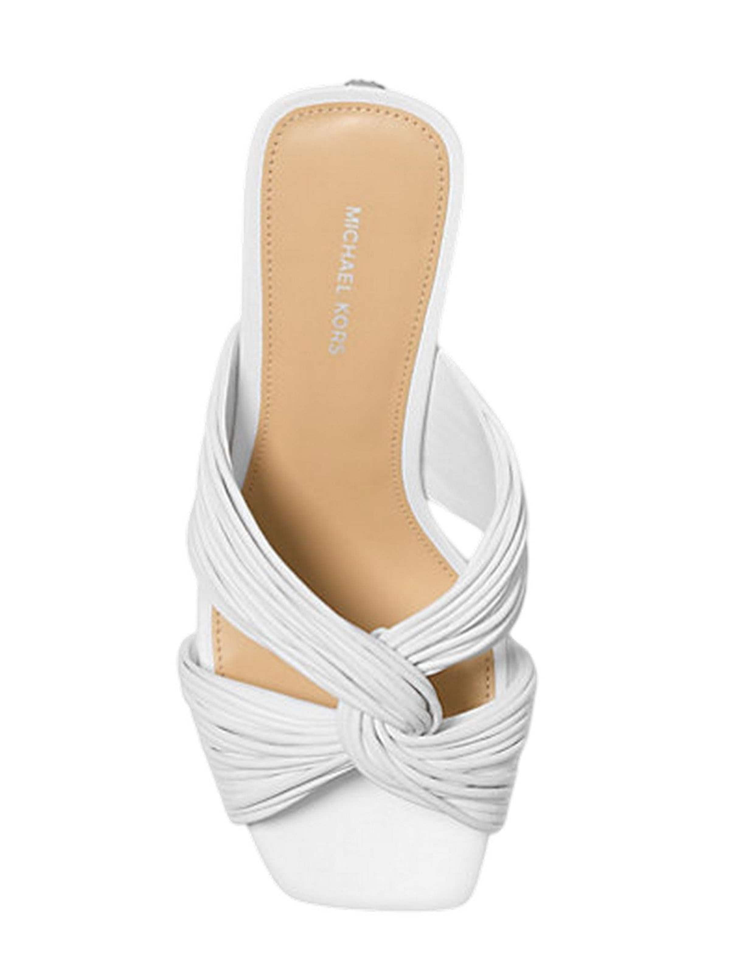 Michael Kors - Zapatos con plataforma en blanco