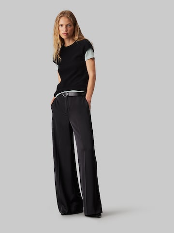 Calvin Klein Широкий Плиссированные брюки в Черный