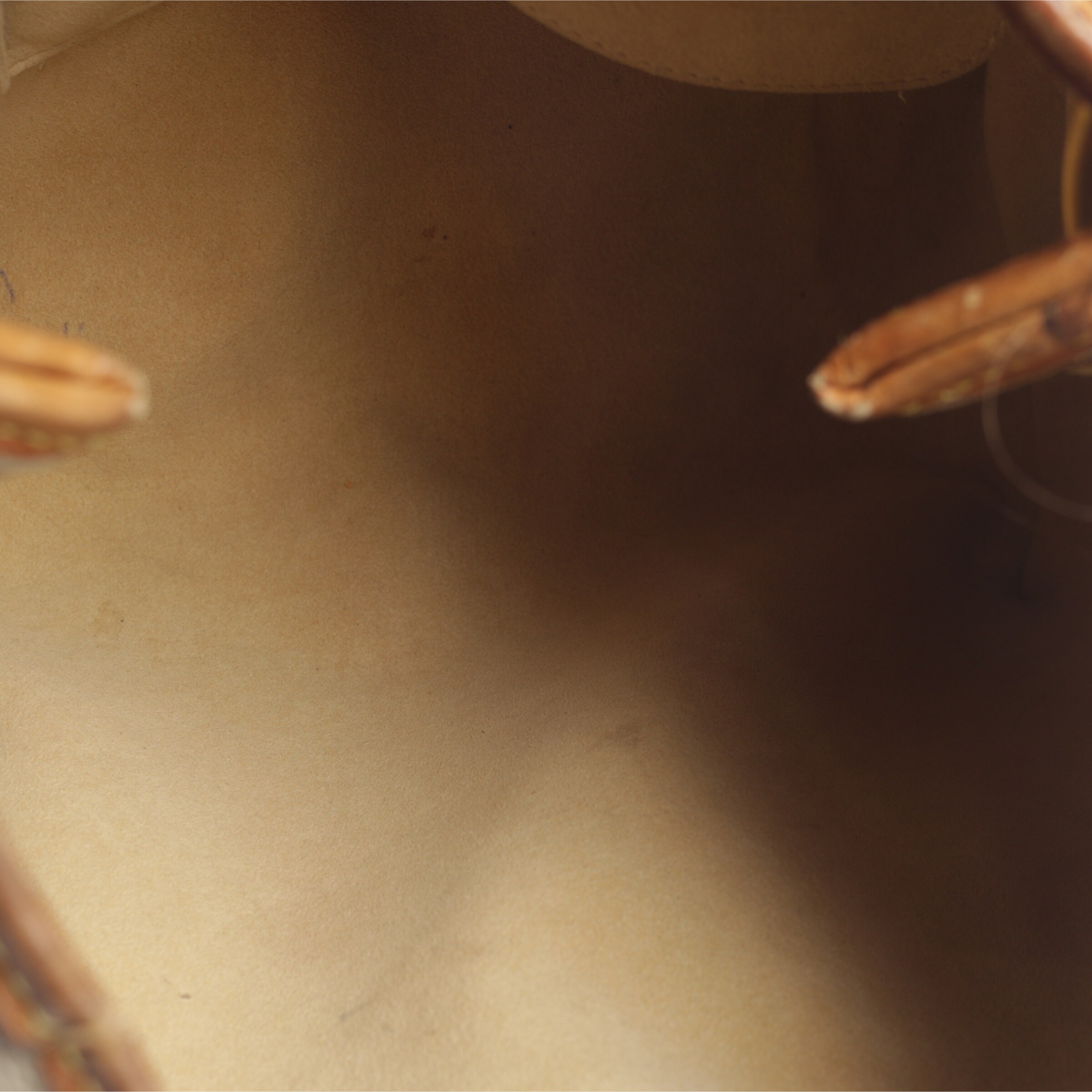 Louis Vuitton Bag in One size in White