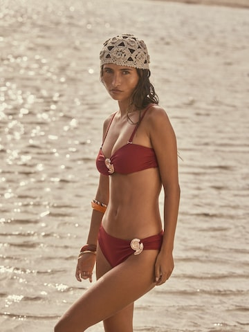 Next Bikinitrusse i rød
