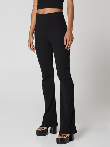 A LOT LESS Flared Leggings 'Mina' in Black: front