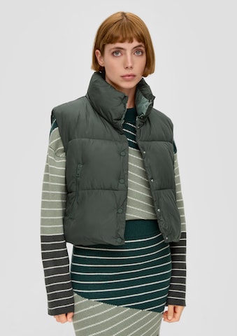 s.Oliver Vest in Green: front