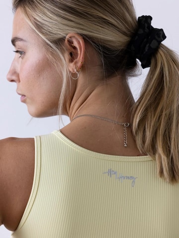 Top sportivo 'Longline Tank Ribbed' di Hey Honey in giallo