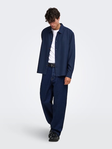 Fit confort Chemise business 'ONSHansi' Only & Sons en bleu