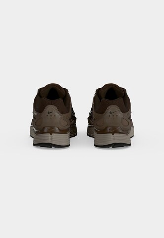 Nike Sportswear Ниски маратонки 'P-6000 Premium' в кафяво