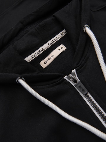 Ombre Sweatshirt 'OM-SSBZ-0272' in Zwart