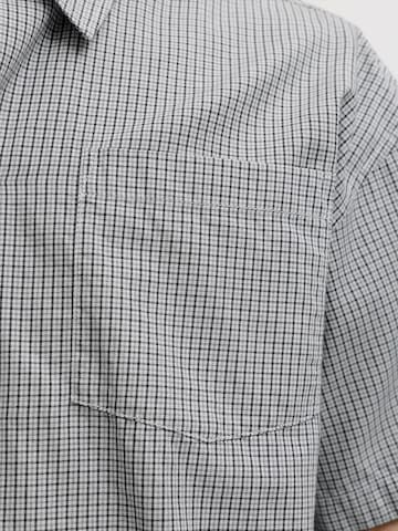 Fit confort Chemise 'JORSAVONA' Jack & Jones Plus en noir