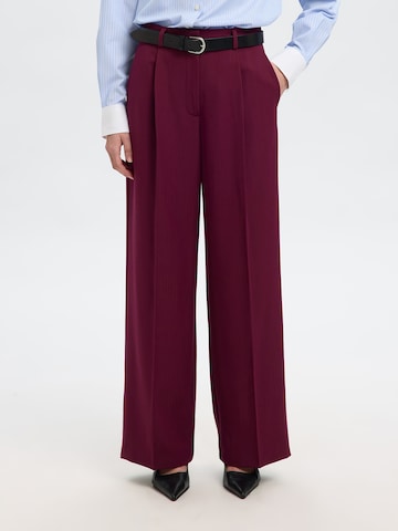 SELECTED - Loosefit Pantalón plisado 'SLFFEDORA' en lila: frente