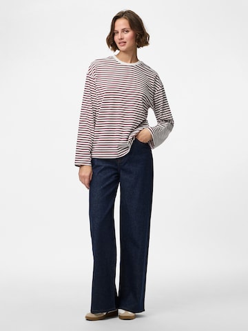 PIECES - Camiseta 'PCSADIE' en blanco