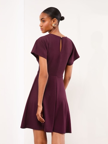 Robe Lipsy en violet