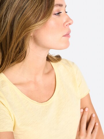 Rich & Royal Shirts i gul