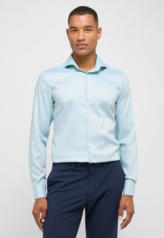 ETERNA Slim fit Business shirt in Green: front