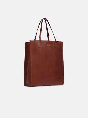 The Bridge Shopper in Bruin