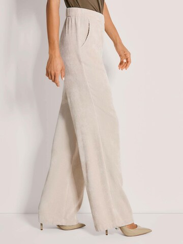 MADELEINE Regular Broek in Wit