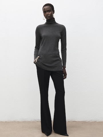 Pull-over 'ANA' MANGO en gris