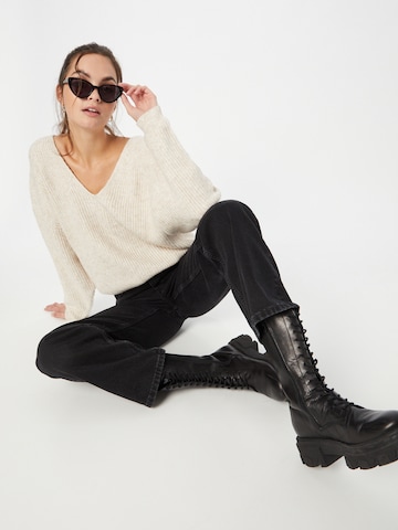 ABOUT YOU Sweater 'Nuria' in Beige