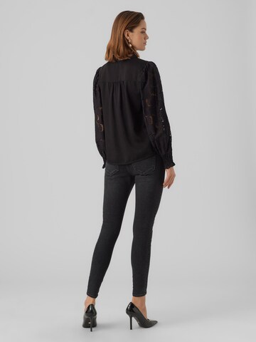 VERO MODA Blouse 'CABENA' in Zwart