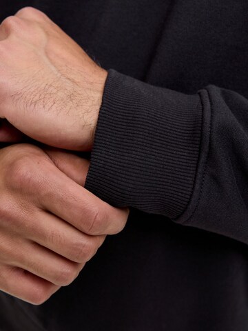 JACK & JONES Sweatshirt in Schwarz