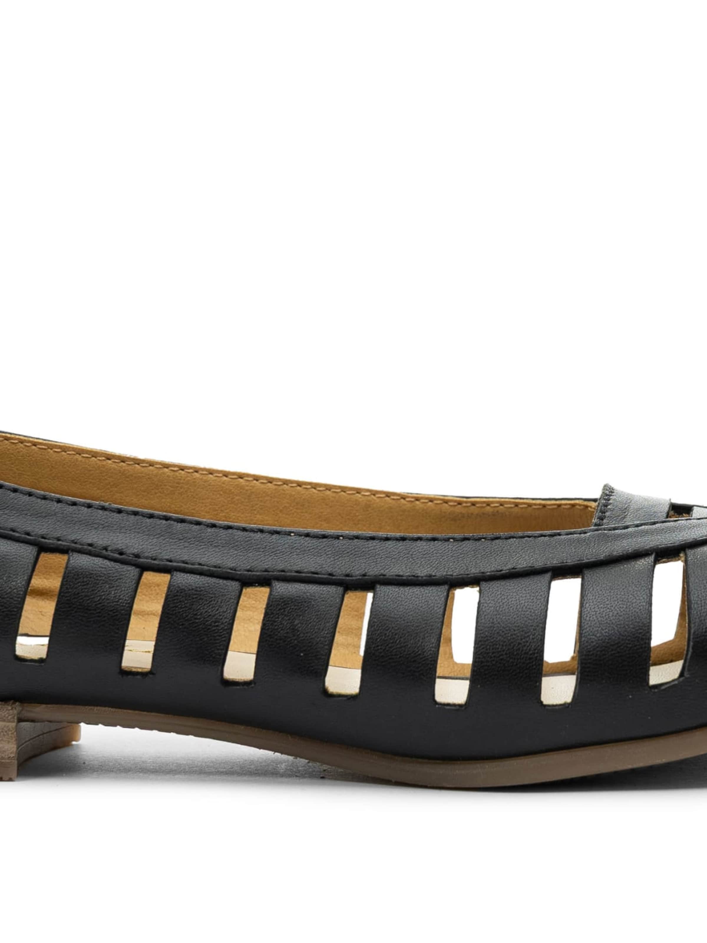 Maciejka Ballerina 'P7540-01/00-1'‌‌‌ in Schwarz