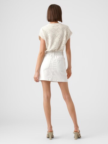 Jupe 'WILD ALMA' VERO MODA en blanc