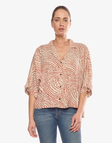 Le Temps Des Cerises Blouse in Orange: front