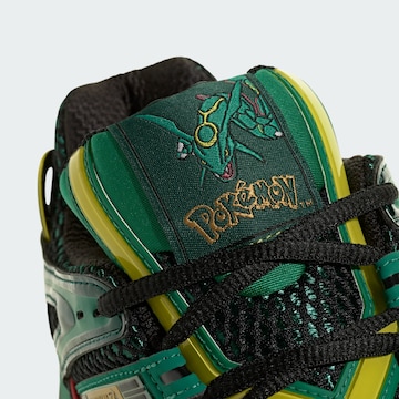 ADIDAS ORIGINALS - Sapatilhas baixas 'Adidas x Pokémon Adistar Control 5' em preto