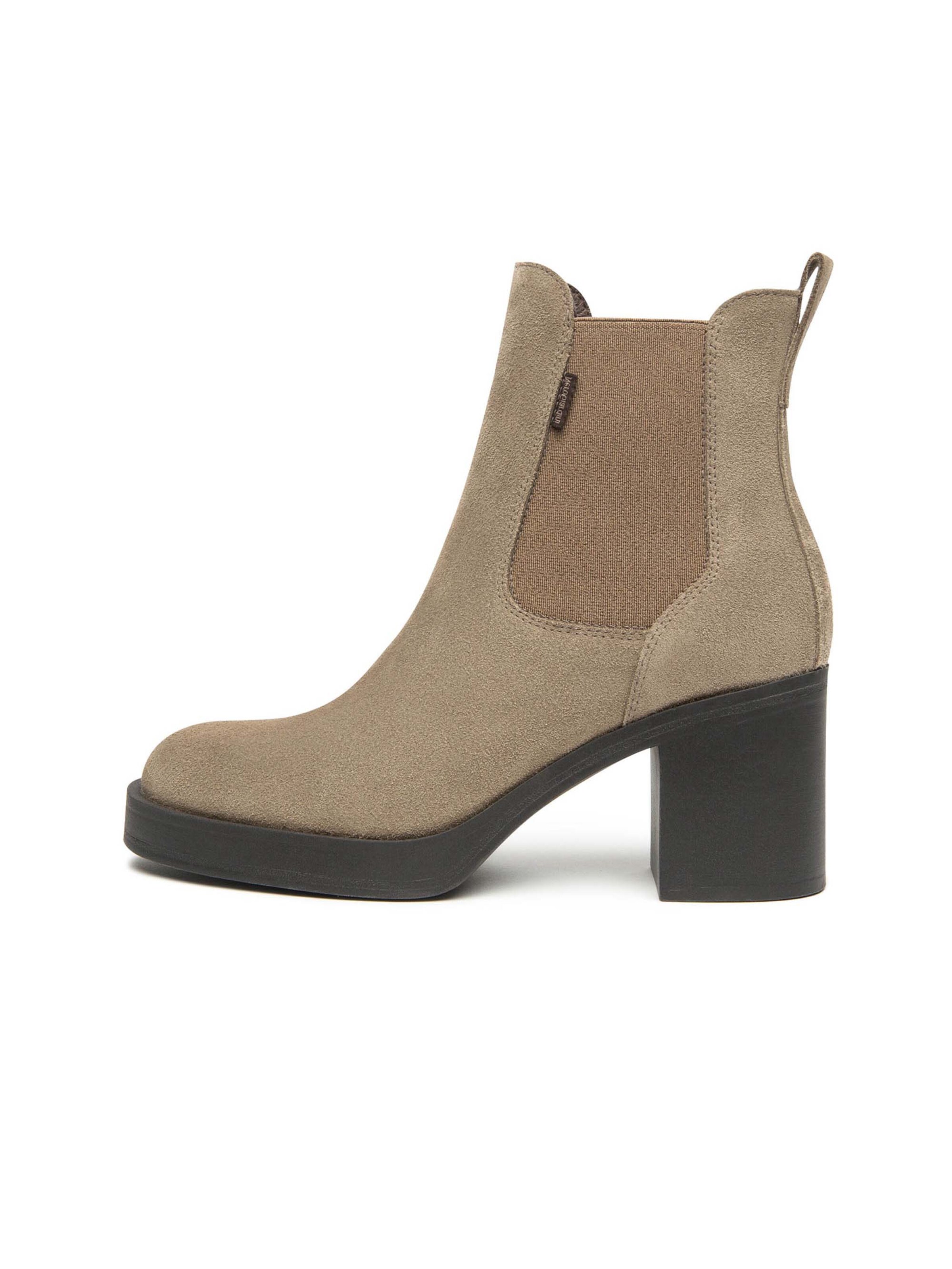 Bottines 'Arold  Cartagena' Nero Giardini en beige : devant
