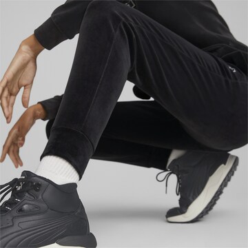 PUMA Tapered Sporthose in Schwarz