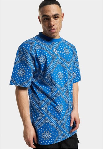 T-Shirt Karl Kani en bleu : devant