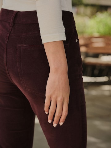 Slimfit Pantaloni di Next in rosso