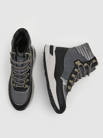 Pepe Jeans - Botines con cordones 'ARROW RUN' en gris