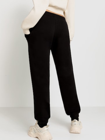 Regular Pantalon LSCN by LASCANA en noir