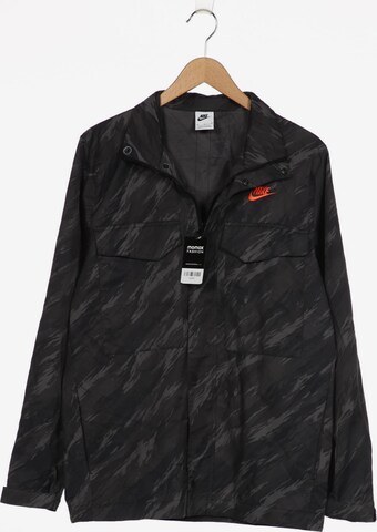 NIKE Jacket & Coat in M in Grey: front