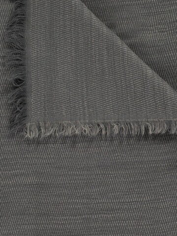 Passigatti Wrap in Grey