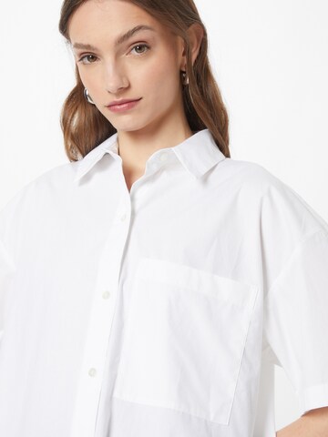 Abercrombie & Fitch Блуза в бяло