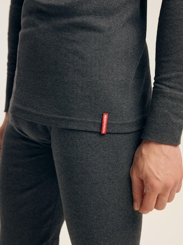 Henderson Shirt 'Baumwoll-Langarmshirt mit Rundhals, BT-104 M' in Grijs