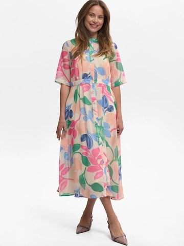 NÜMPH Puseromekko 'NUKYNDALL' värissä monivärinen