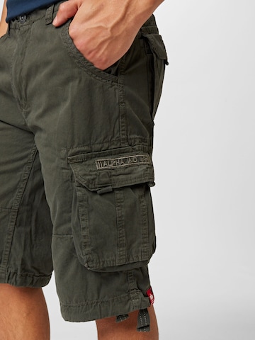regular Pantaloni cargo 'Jet' di ALPHA INDUSTRIES in grigio