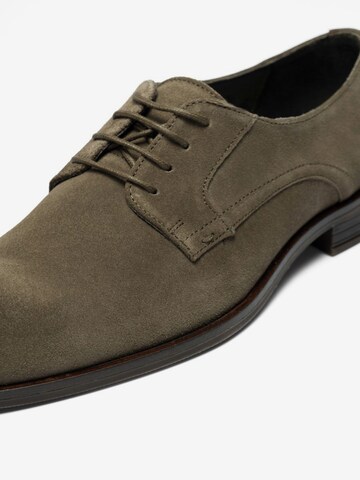 Bianco Lace-Up Shoes in Green
