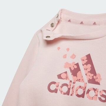 ADIDAS SPORTSWEAR Jogginganzug 'Essentials' in Pink