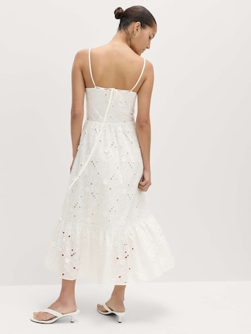 Robe Marks & Spencer en blanc