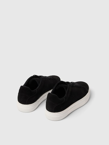 SELECTED Sneakers in Black