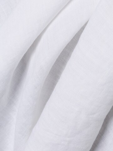 Ipuri Blouse in White