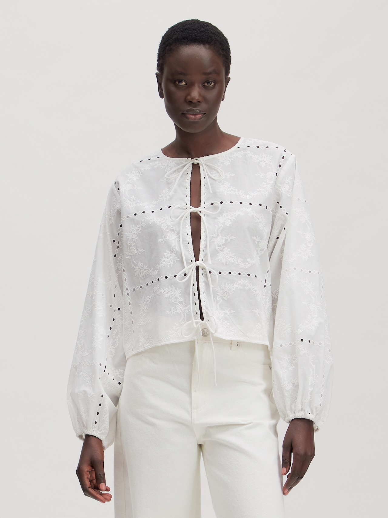 EDITED Blouse 'Lisanne' Wit