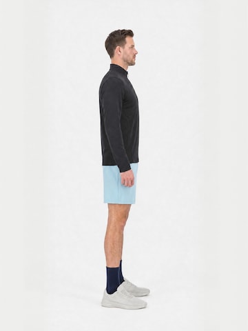 Toujours Actif Regular Shorts 'Vitesse' in Blau: Seite