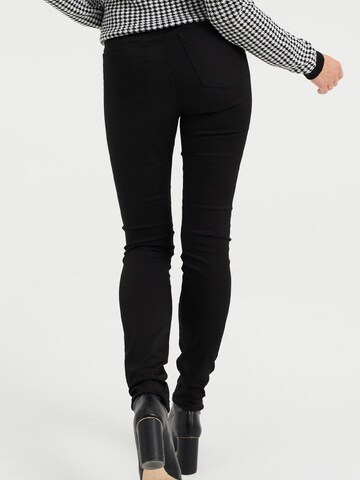 Skinny Jean WE Fashion en noir