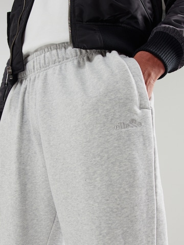 ELLESSE Zwężany krój Spodnie 'Pideura' w kolorze szary