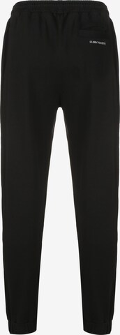 UMBRO Tapered Sportbroek in Zwart