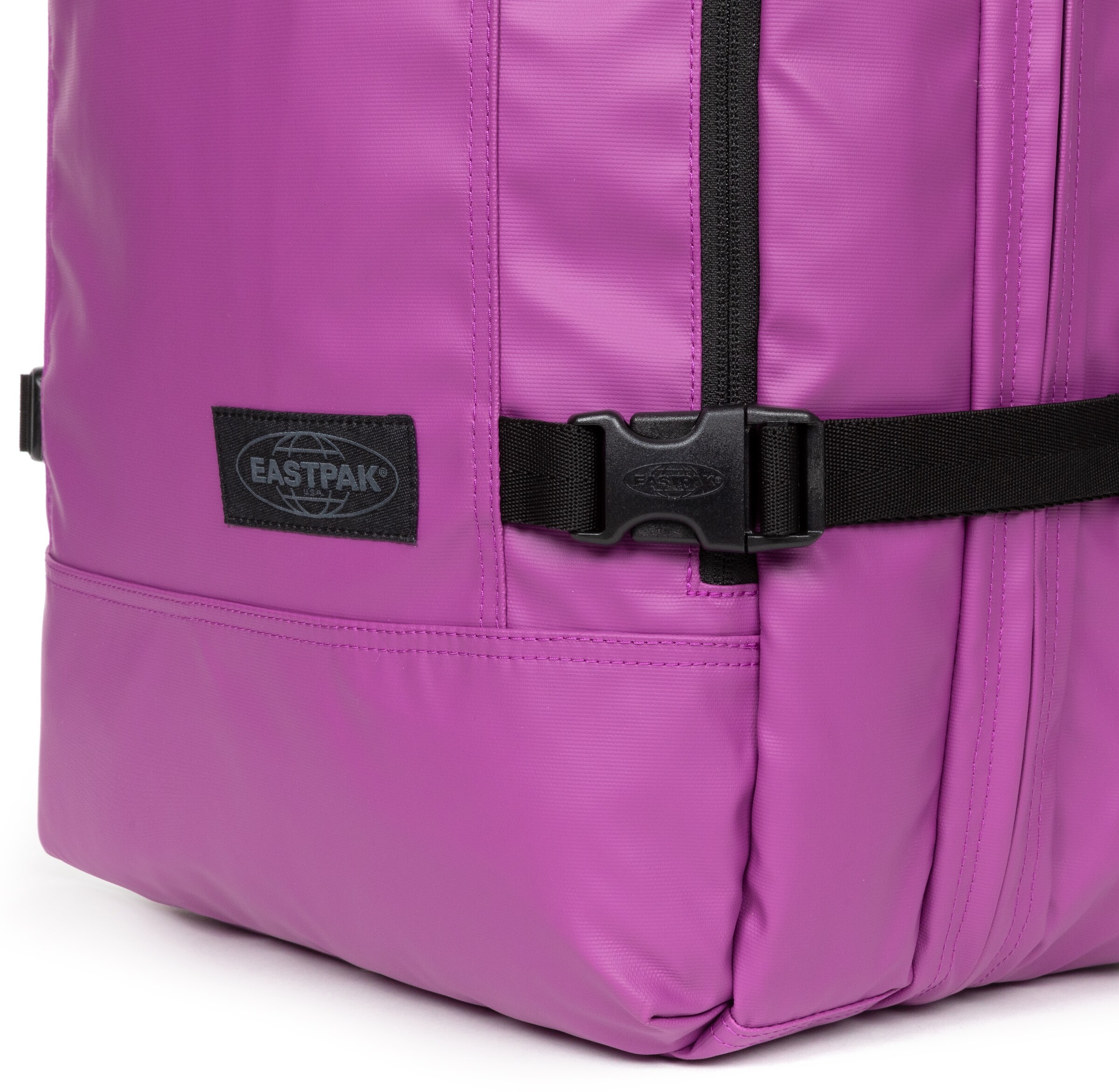 EASTPAK Weekender 'Duffel' in Purple